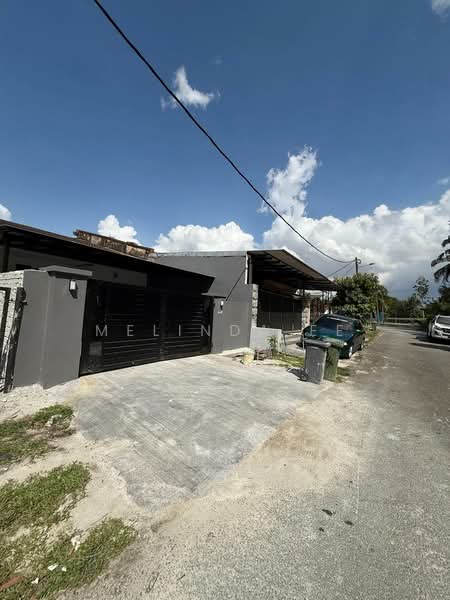 1-storey Terraced House for Sale in Taman Senai Jaya (Senai) - Melinda Ee - Exterior - PropertyGuru.com.my
