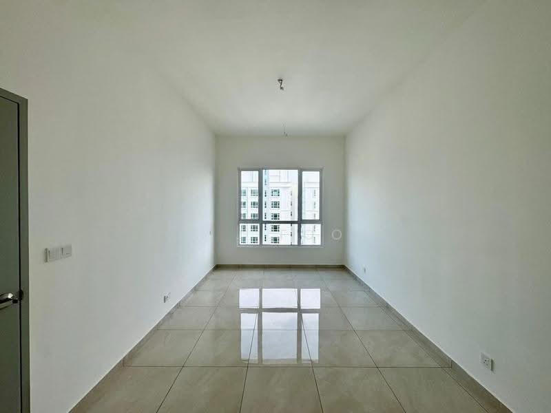 Kondominium untuk Dijual di Lucerne Residences - S J Foo - Living Room - PropertyGuru.com.my