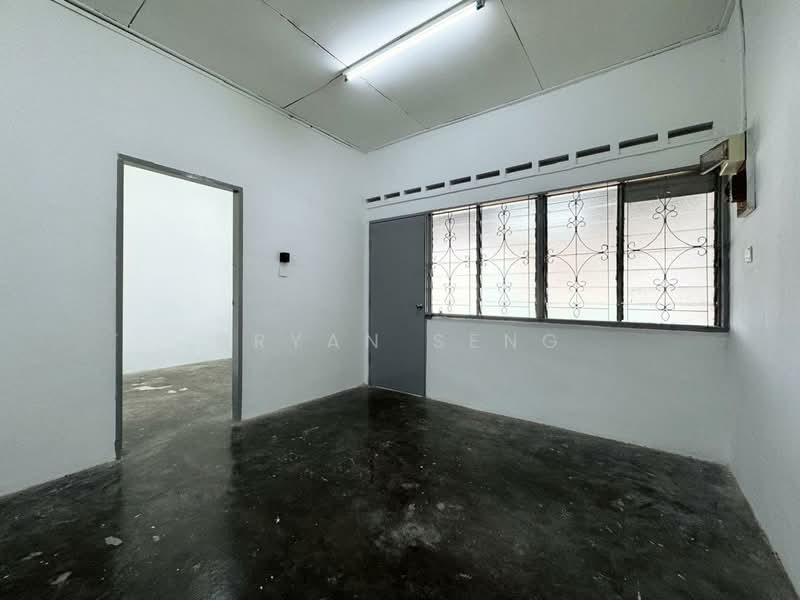 Taman Dato Penggawa Barat Tampoi untuk Untuk Dijual - RM 450,000, Apr 2026 - Interior - PropertyGuru.com.my