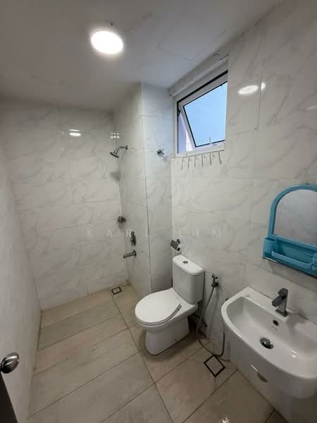 Twin Galaxy (Dwi Galaksi) untuk Untuk Disewa - RM 2,600 /bulan, Mac 2026 - Bathroom - PropertyGuru.com.my