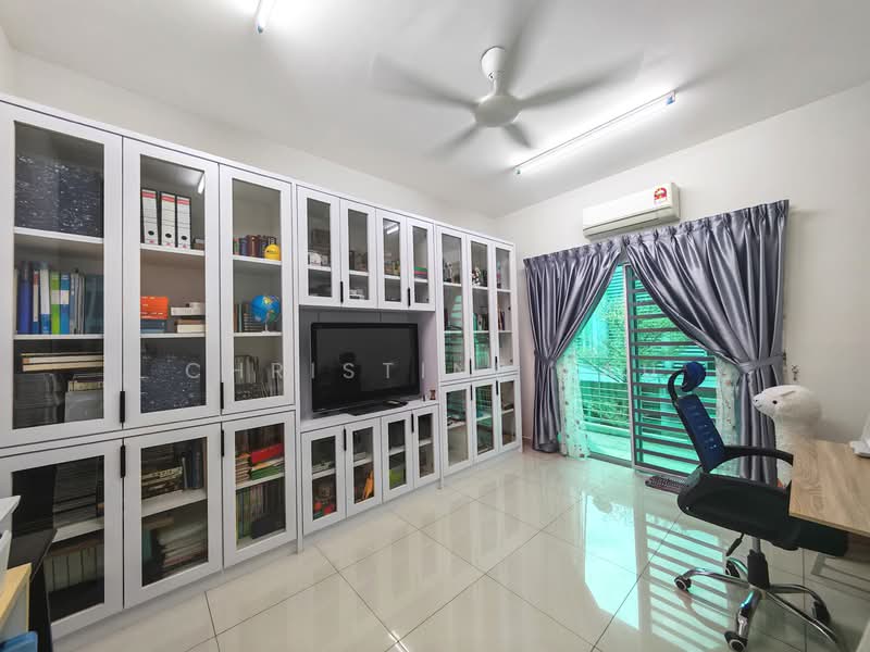 For Sale - Springfields Residence @ Taman Pinji Tropika