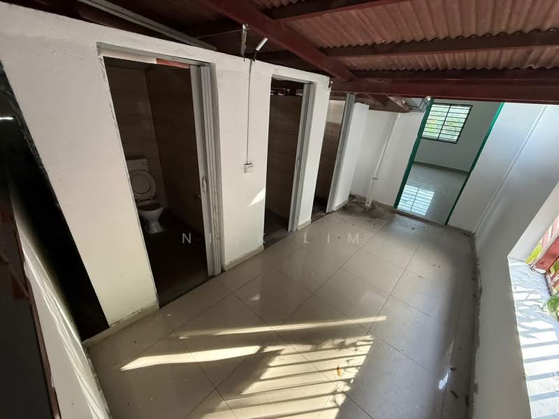 Bukit Tambun untuk Untuk Dijual - RM 368,000, Mac 2026 - Bathroom - PropertyGuru.com.my