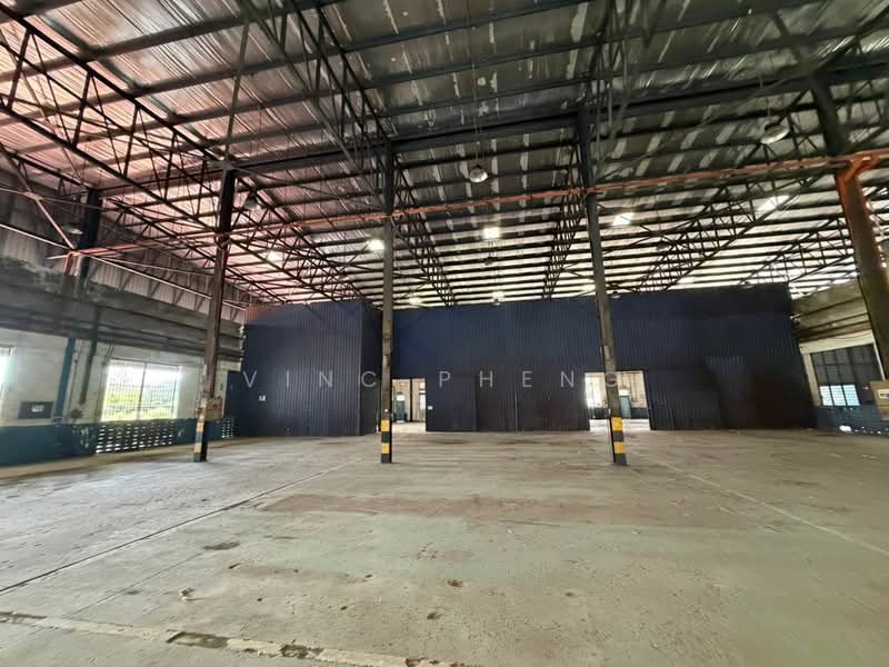 Warehouse for Rent in Kawasan Perindustrian Tangga Batu (Tangga Batu) - Vinc Pheng - PropertyGuru.com.my