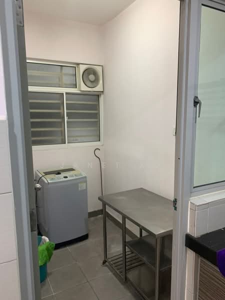 Service Residence for Sale at Park @ One South - Janet Au - Interior - PropertyGuru.com.my
