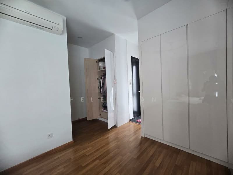 Semi-Detached House for Sale in Taman Molek (Johor Bahru) - Helen Tan - Bedroom - PropertyGuru.com.my