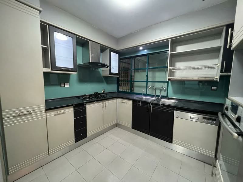 Condominium for Sale at Corinthian Condominium - Jess Chye - Kitchen - PropertyGuru.com.my