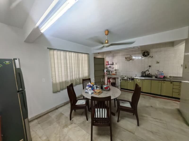 Taman Sri Bintang untuk Untuk Dijual - RM 870,000, Mac 2026 - Kitchen - PropertyGuru.com.my
