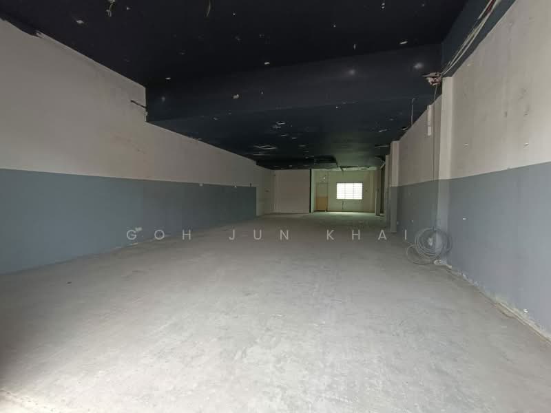 High Traffic Main Road Ground Floor End-Lot Shop @ Kota Laksamana Jaya untuk Untuk Disewa - RM 5,500 /bulan, Mac 2026 - Interior - PropertyGuru.com.my