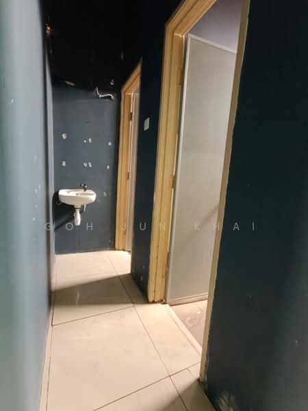 High Traffic Main Road Ground Floor End-Lot Shop @ Kota Laksamana Jaya untuk Untuk Disewa - RM 5,500 /bulan, Mac 2026 - Interior - PropertyGuru.com.my