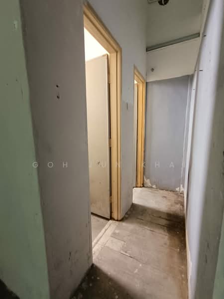 High Traffic Main Road Ground Floor End-Lot Shop @ Kota Laksamana Jaya untuk Untuk Disewa - RM 5,500 /bulan, Mac 2026 - Corridor - PropertyGuru.com.my