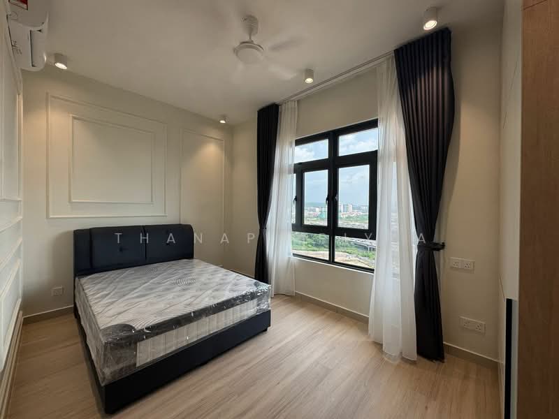 Apartment for Sale at D7 (D'Seven Lagoon Perdana) - Thanap Priyaa - Bedroom - PropertyGuru.com.my