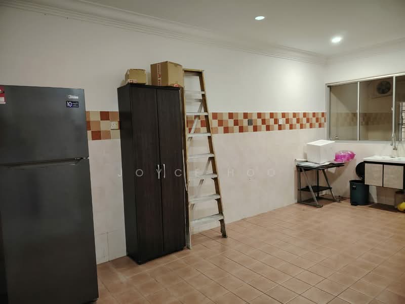 2-storey Terraced House for Rent in Bandar Puteri Puchong (Puchong) - Joyce Hoo - Kitchen - PropertyGuru.com.my