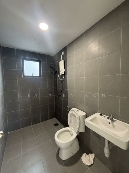 Vierra Residence untuk Untuk Disewa - RM 1,600 /bulan, Mac 2026 - Bathroom - PropertyGuru.com.my