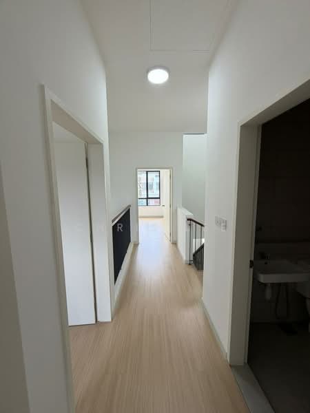 2-storey Terraced House for Rent in Dengkil (Selangor) - Chris Lee - Corridor - PropertyGuru.com.my