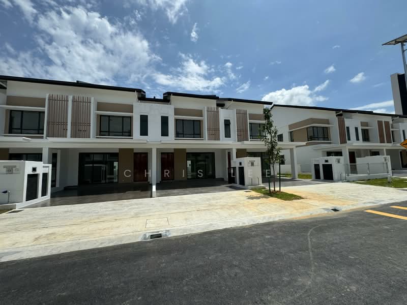 2-storey Terraced House for Rent in Dengkil (Selangor) - Chris Lee - Exterior - PropertyGuru.com.my