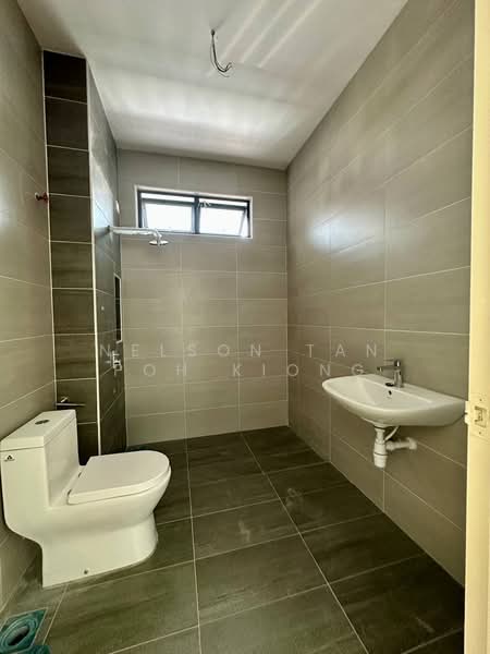 Semi-Detached House for Sale in Kulai (Johor) - Nelson Tan Poh Kiong - Bathroom - PropertyGuru.com.my