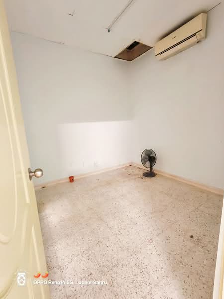 1-storey Terraced House for Sale in Taman Pelangi (Johor Bahru) - Yik Tat - PropertyGuru.com.my