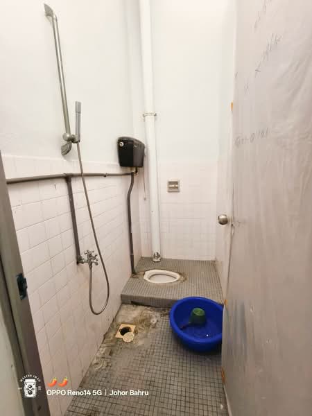 1-storey Terraced House for Sale in Taman Pelangi (Johor Bahru) - Yik Tat - PropertyGuru.com.my