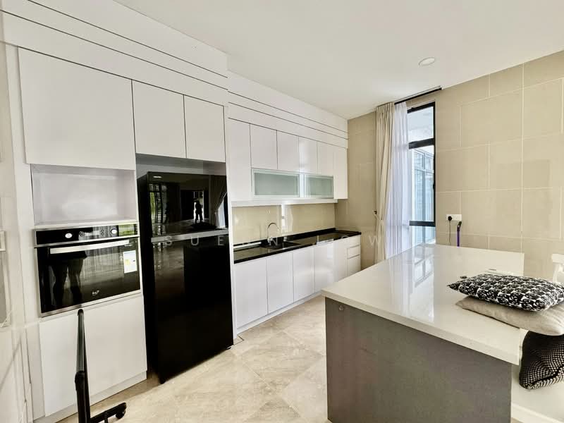 East Ledang untuk Untuk Dijual - RM 4,380,000, Mac 2026 - Kitchen - PropertyGuru.com.my