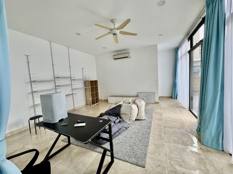 East Ledang untuk Untuk Dijual - RM 4,380,000, Mac 2026 - Living Room - PropertyGuru.com.my