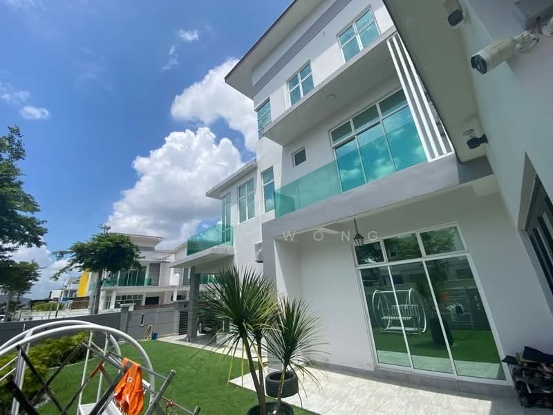 Cluster House for Sale in Taman Mutiara Rini (Skudai) - Jack Wong - Exterior - PropertyGuru.com.my