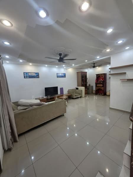 Taman Setia Indah untuk Untuk Dijual - RM 750,000, Mac 2026 - Living Room - PropertyGuru.com.my
