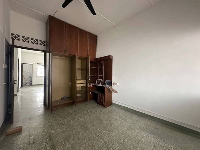 Teluk Gadong Taman Gembira Klang 2 Storey House untuk Untuk Dijual - RM 500,000, Mac 2026 - PropertyGuru.com.my