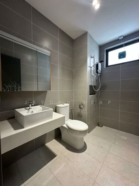 Service Residence for Sale at Aston Acacia Serviced Residence - Jayden Yeap - Bathroom - PropertyGuru.com.my
