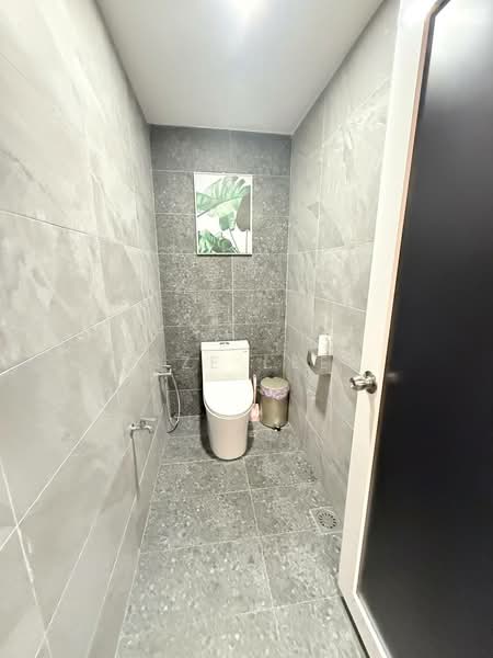 Shop for Rent in Taman Mount Austin (Tebrau) - Sze Lee - Bathroom - PropertyGuru.com.my