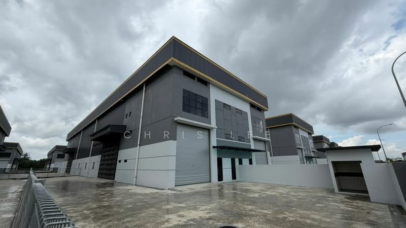 Semi-D Factory for Rent in Kapar (Selangor) - Chris Lee - Exterior - PropertyGuru.com.my