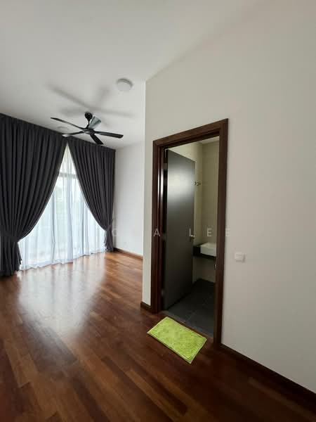 Semi-Detached House for Rent in Telok Panglima Garang (Selangor) - Fiona Lee - Bedroom - PropertyGuru.com.my