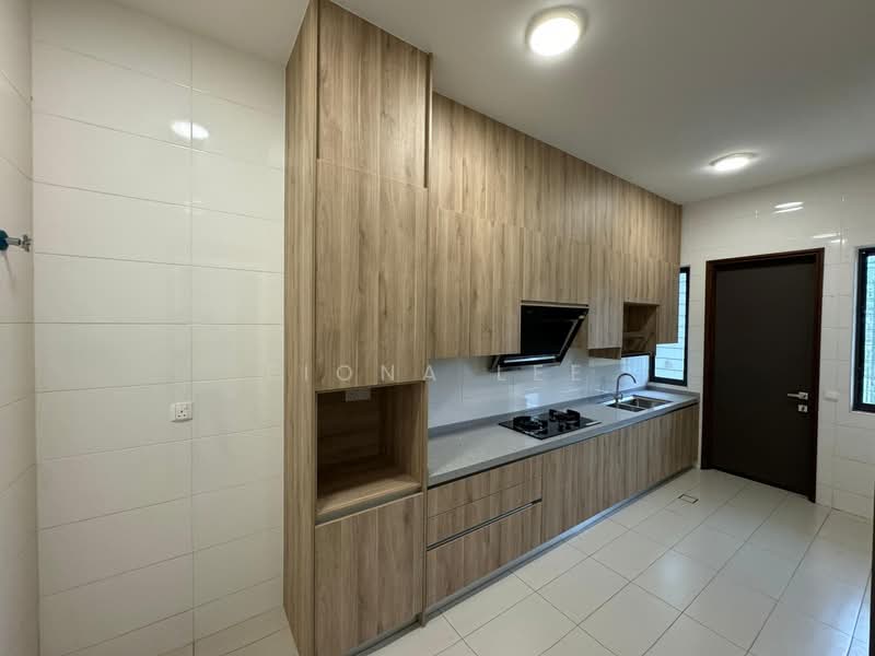 Semi-Detached House for Rent in Telok Panglima Garang (Selangor) - Fiona Lee - Kitchen - PropertyGuru.com.my