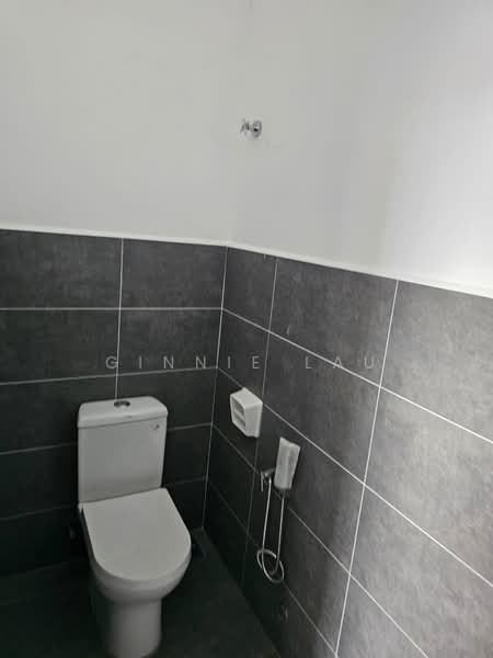 Harvese Indahpura Kulai untuk Untuk Disewa - RM 5,500 /bulan, Mac 2026 - Bathroom - PropertyGuru.com.my