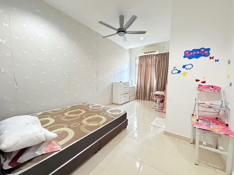 2-storey Terraced House for Rent in Taman Cahaya Pelangi (Kluang) - Chia Yin Kow - Bedroom - PropertyGuru.com.my