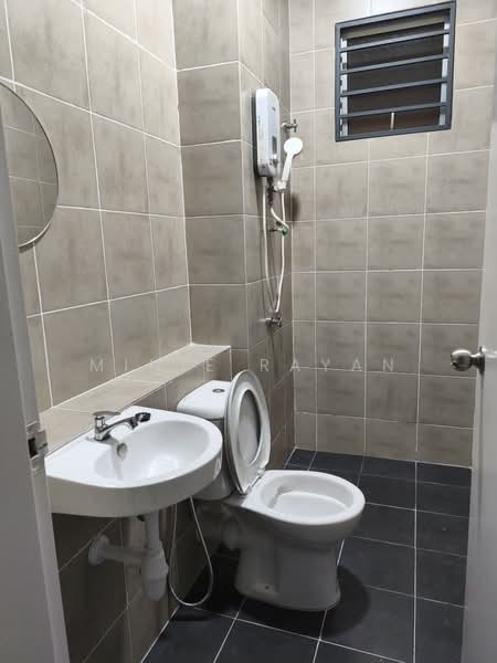 Pangsapuri D'Ruby untuk Untuk Disewa - RM 1,650 /bulan, Mac 2026 - Bathroom - PropertyGuru.com.my