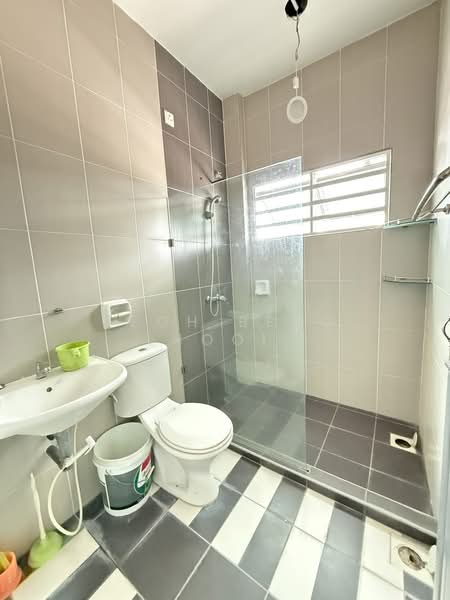 Taman Bercham Baru untuk Untuk Disewa - RM 1,800 /bulan, Mac 2026 - Bathroom - PropertyGuru.com.my
