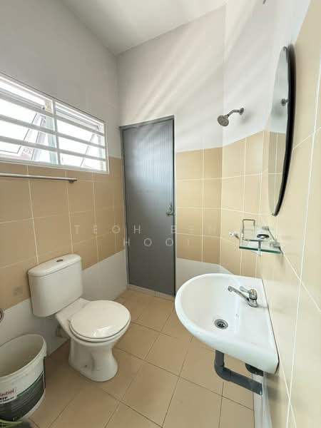 Taman Bercham Baru untuk Untuk Disewa - RM 1,800 /bulan, Mac 2026 - Bathroom - PropertyGuru.com.my