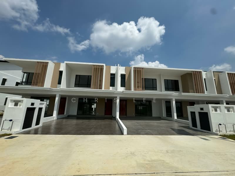 2-storey Terraced House for Rent in Dengkil (Selangor) - Chris Lee - Exterior - PropertyGuru.com.my