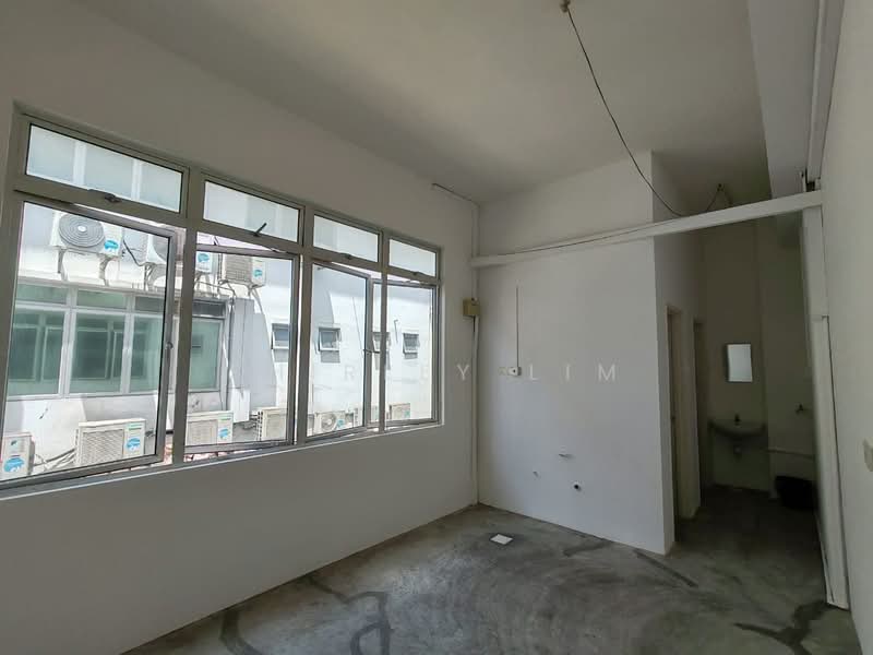 Shop for Rent in Setia Tropika (Johor Bahru) - Shirley Lim - Interior - PropertyGuru.com.my