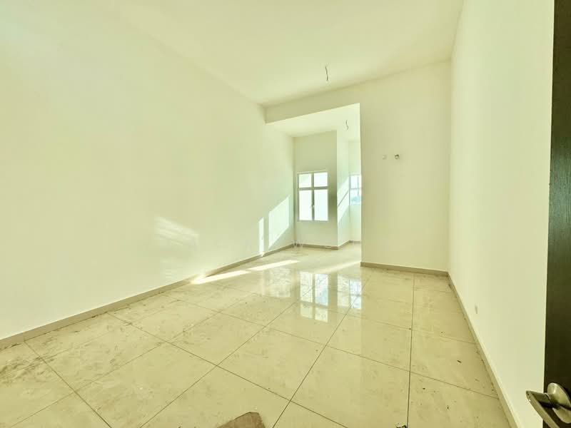 Semi-Detached House for Sale in Taman Mutiara Rini (Skudai) - Jack Wong - Interior - PropertyGuru.com.my