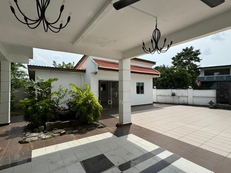 Taman Bukit Kempas untuk Untuk Dijual - RM 1,680,000, Mac 2026 - Exterior - PropertyGuru.com.my