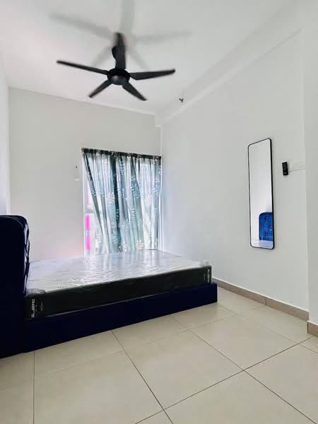 Residensi Rimbun @ Canopy Hills untuk Untuk Disewa - RM 1,300 /bulan, Mac 2026 - Bedroom - PropertyGuru.com.my