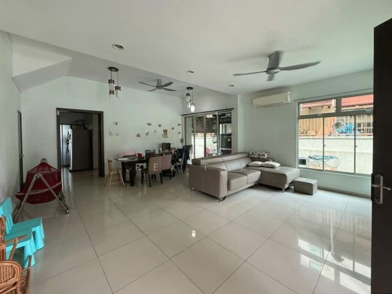 The Peak @ Horizon Hills untuk Untuk Dijual - RM 1,638,000, Mac 2026 - Living Room - PropertyGuru.com.my