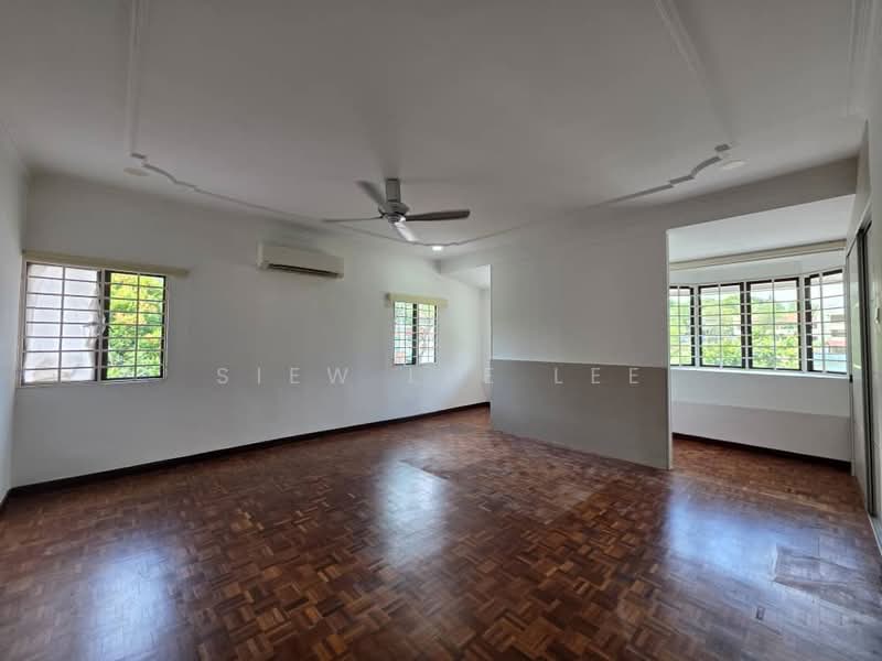 2-storey Terraced House for Sale in Damansara Kim (Petaling Jaya) - Siew Lee Lee - Living Room - PropertyGuru.com.my
