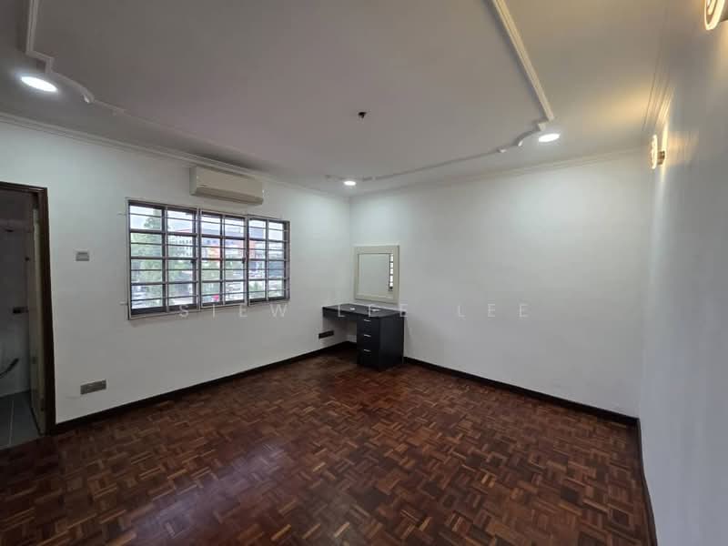 2-storey Terraced House for Sale in Damansara Kim (Petaling Jaya) - Siew Lee Lee - Bedroom - PropertyGuru.com.my