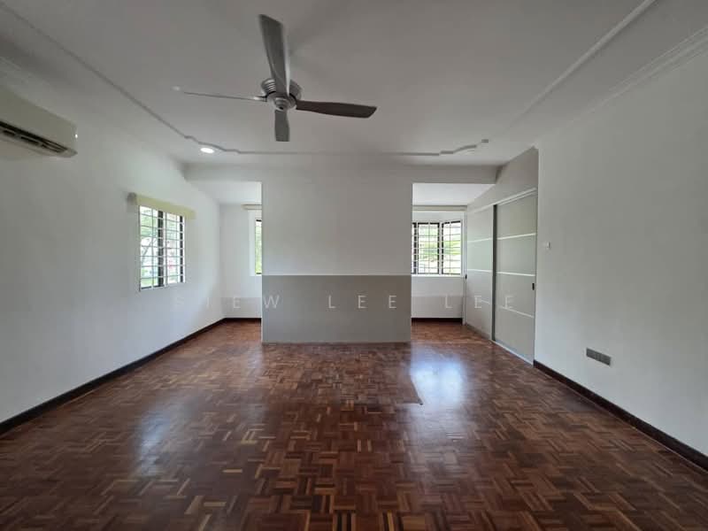2-storey Terraced House for Sale in Damansara Kim (Petaling Jaya) - Siew Lee Lee - Living Room - PropertyGuru.com.my