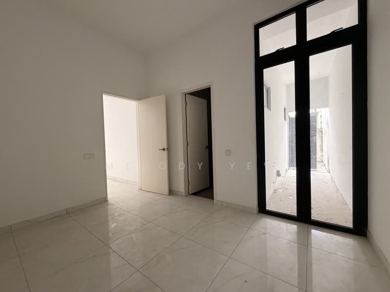 Cluster House for Sale in Setia Tropika (Johor Bahru) - Melody Yew - Interior - PropertyGuru.com.my