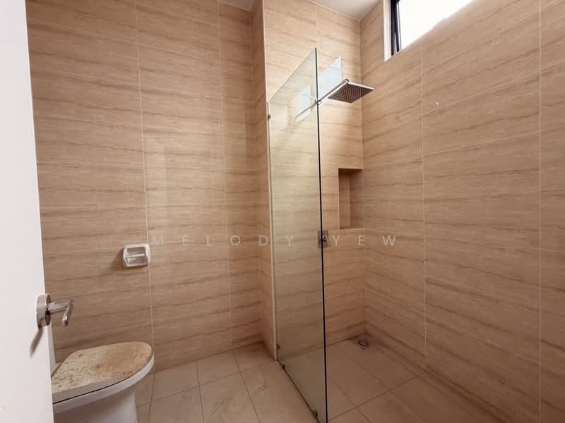 Cluster House for Sale in Setia Tropika (Johor Bahru) - Melody Yew - Bathroom - PropertyGuru.com.my