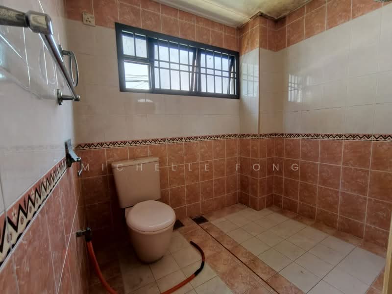 Taman Pelangi untuk Untuk Dijual - RM 1,000,000, Mac 2026 - Bathroom - PropertyGuru.com.my