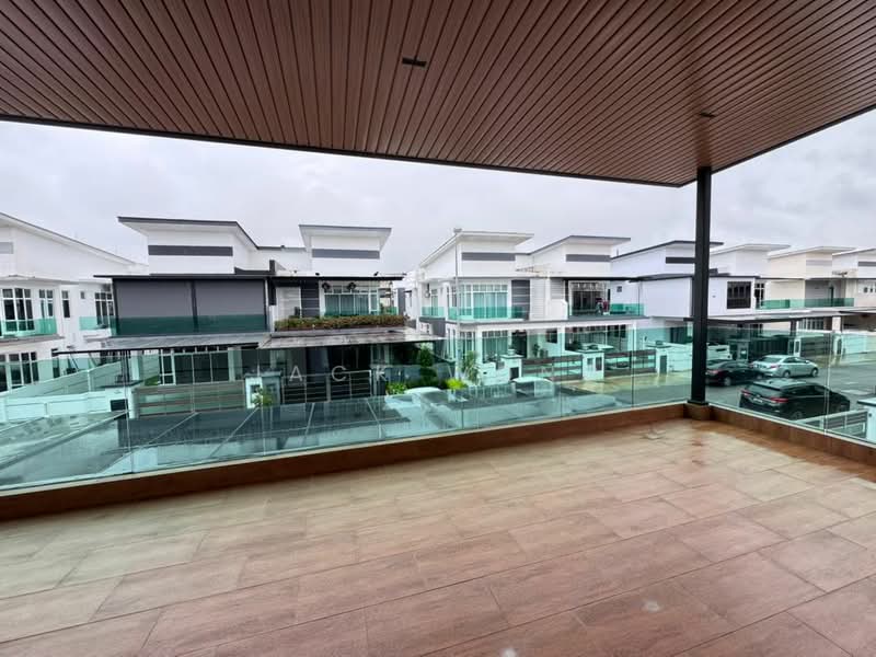 Cluster House for Sale in Taman Mutiara Rini (Skudai) - Jack Wong - Exterior - PropertyGuru.com.my